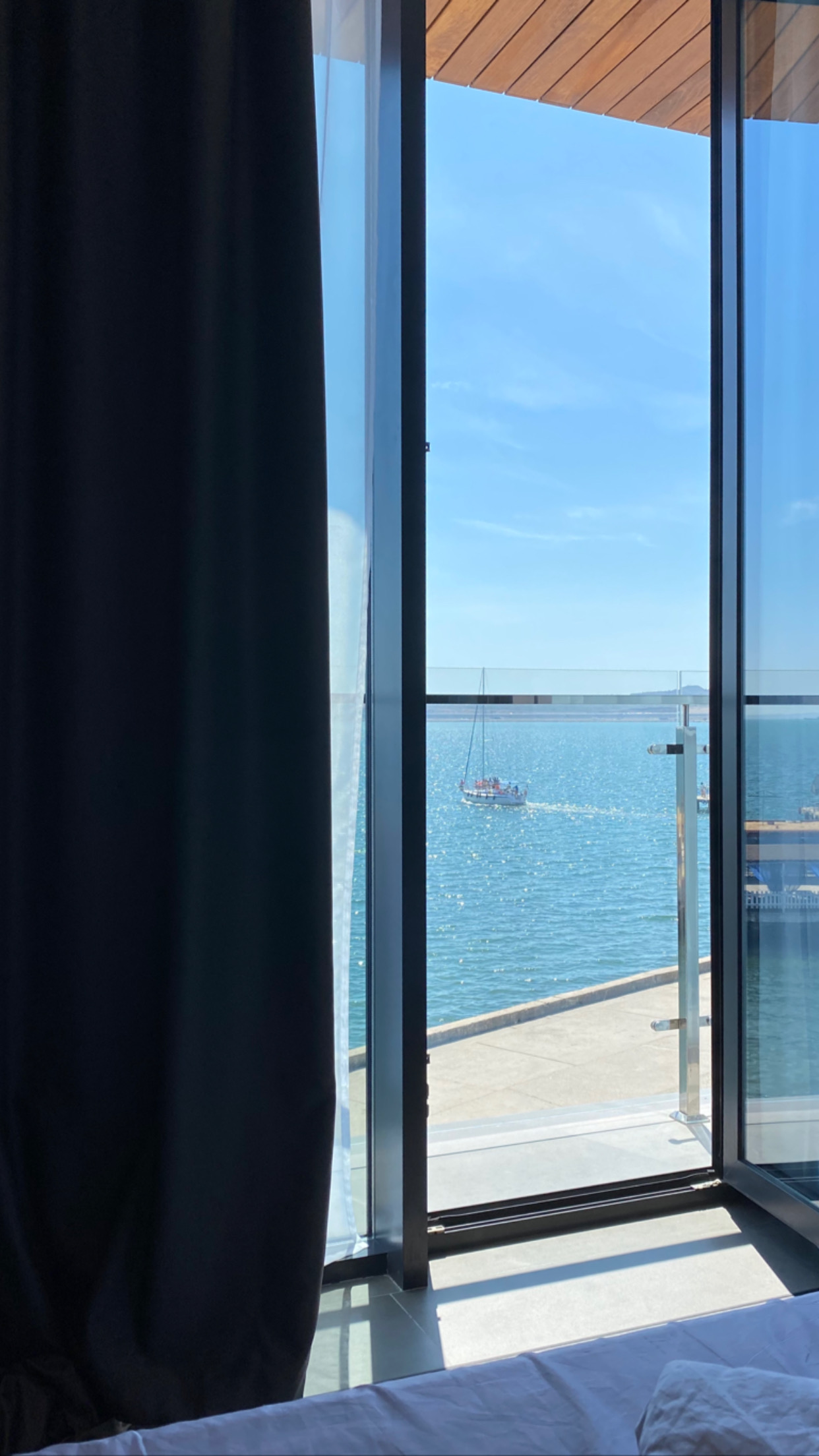 Фото Promenade Hotel