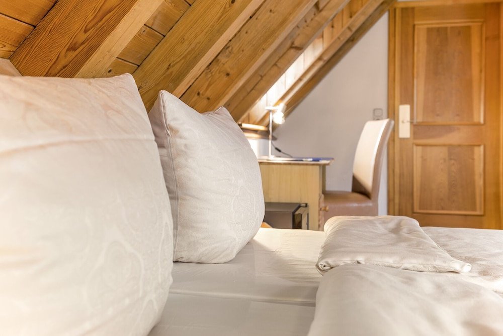 Фото Hotel Garni Altes Brauhaus