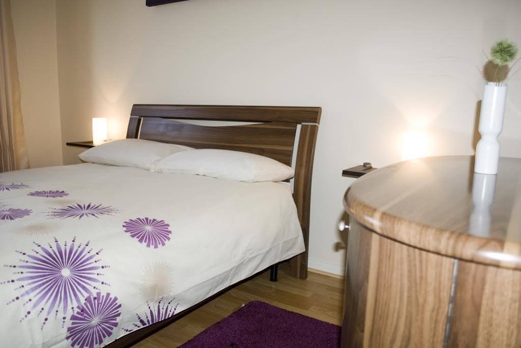 Фото Hampton by Hilton Belfast City Centre