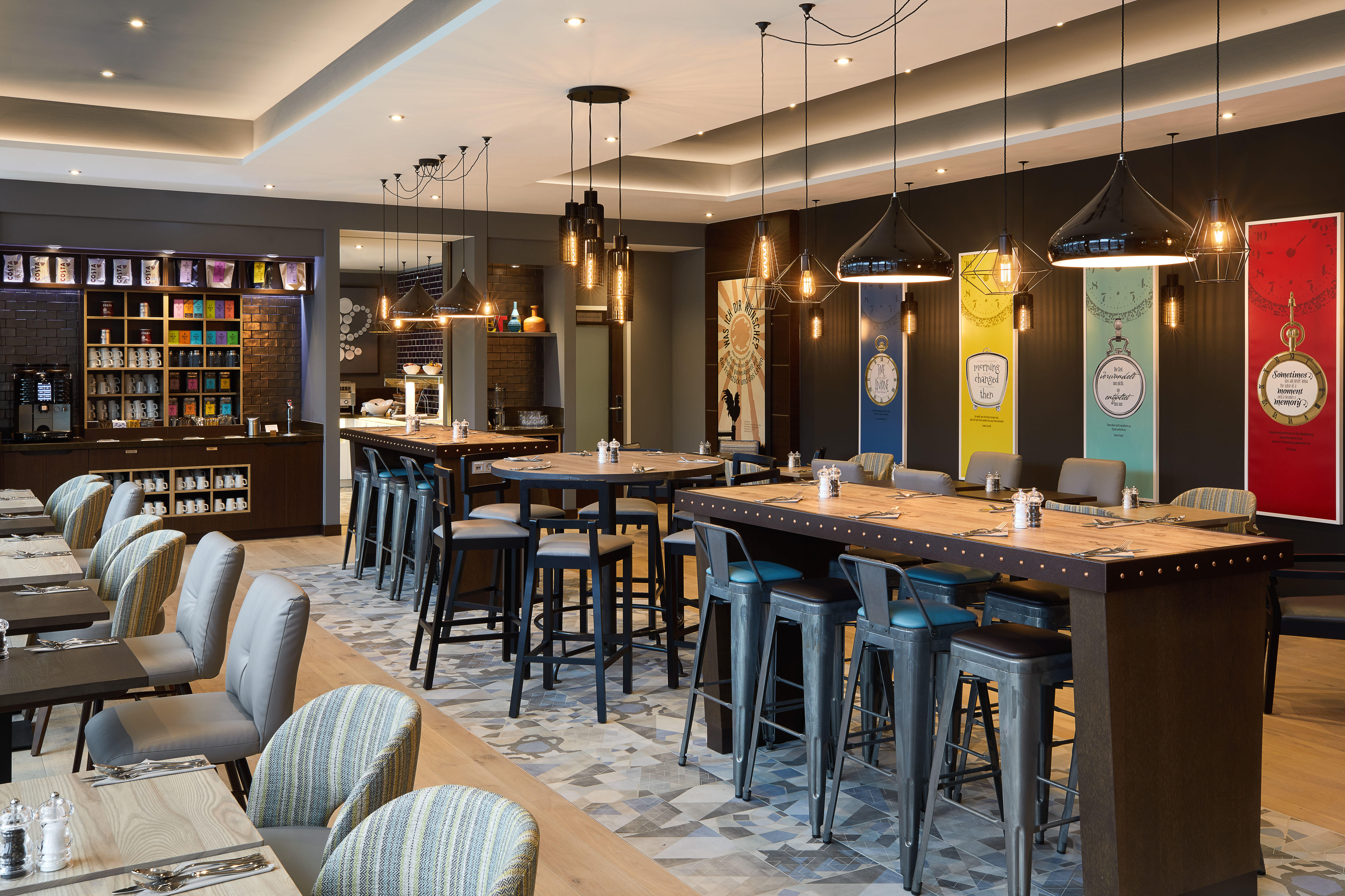 Фото Premier Inn Hamburg City