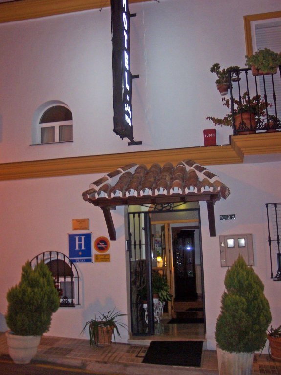 Фото отеля 2