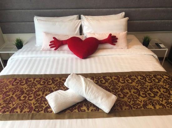 Фото Expressionz Professional Suites by MyKey Global