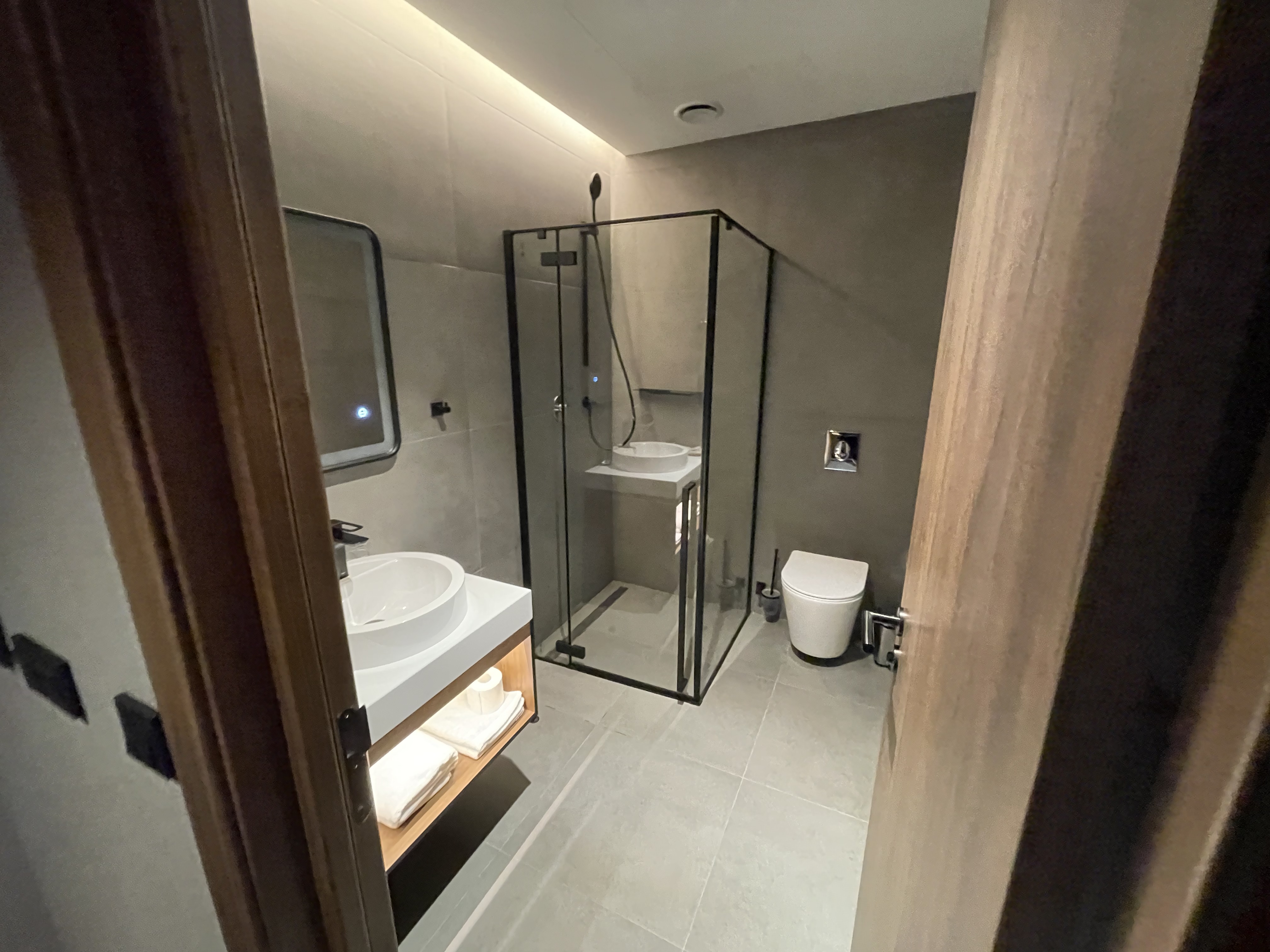 Фото Promenade Hotel