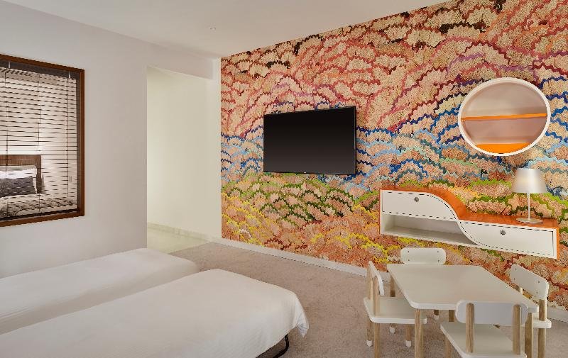 Фото Parklane, a Luxury Collection Resort & SPA, Limassol