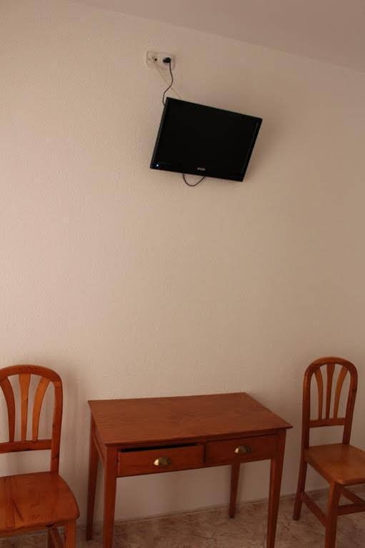 Фото Hostal Casanova