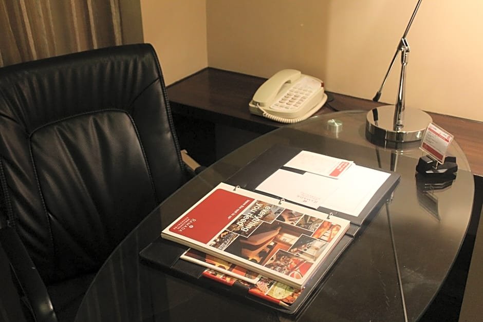 Фото Ramada by Wyndham Manila Central