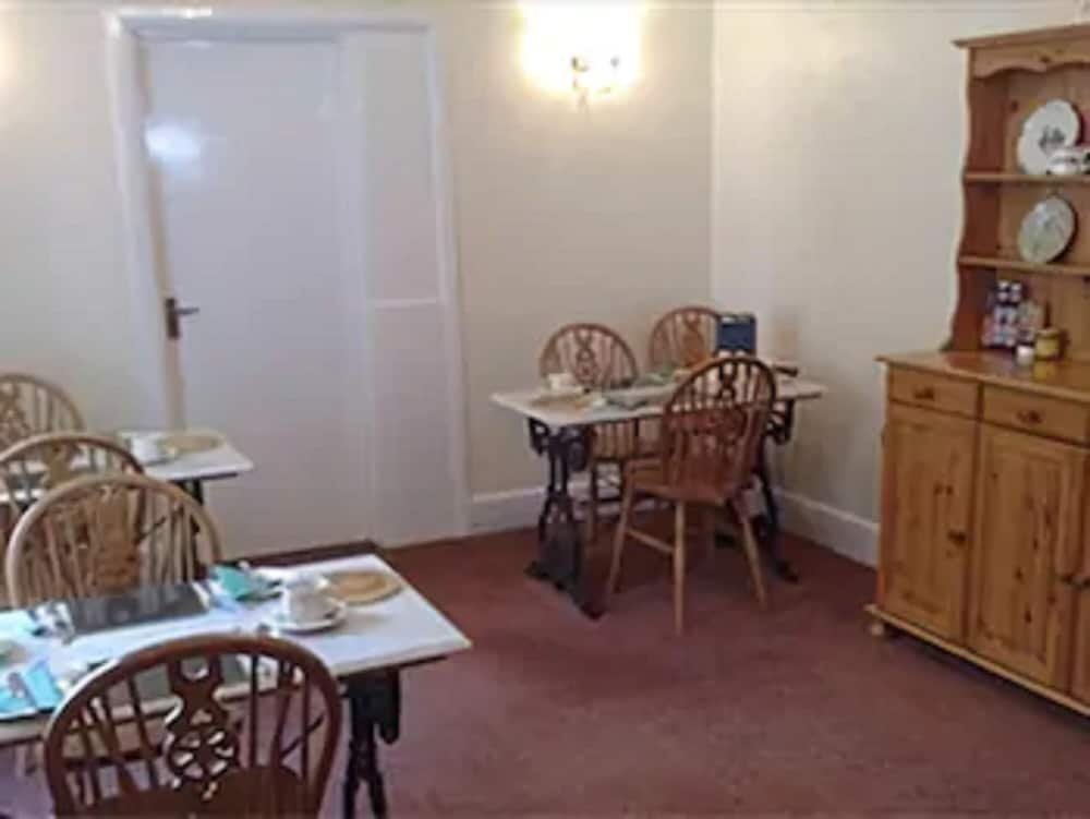 Фото Landguard Lodge