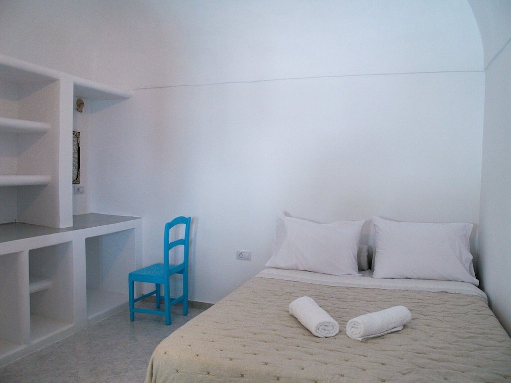 Фото Апартаменты Mythos Traditional Stonehouse