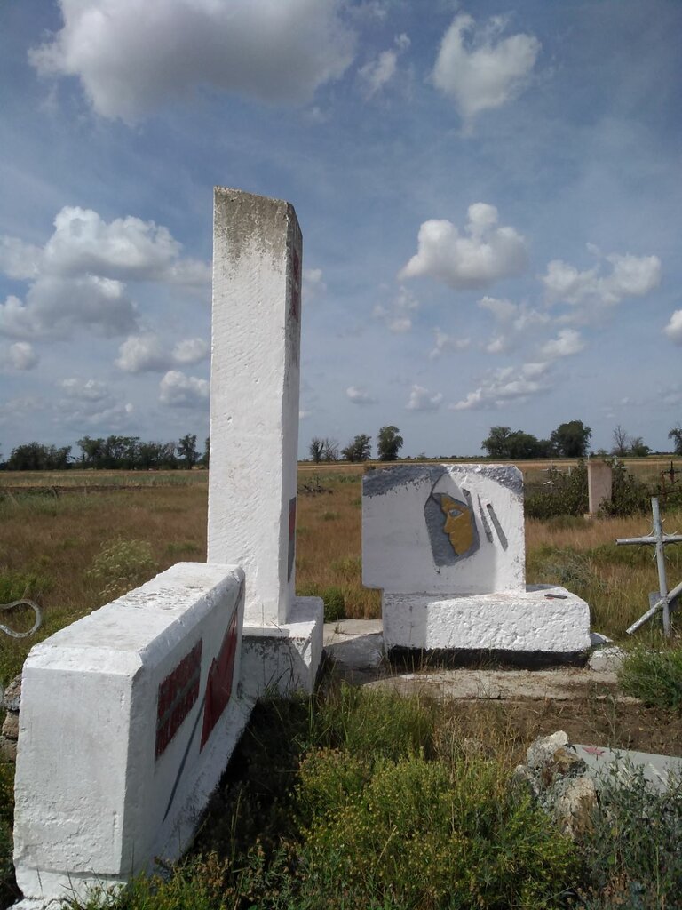 Monument, memorial Воинское захоронение подпольщиков, Republic of Crimea, photo
