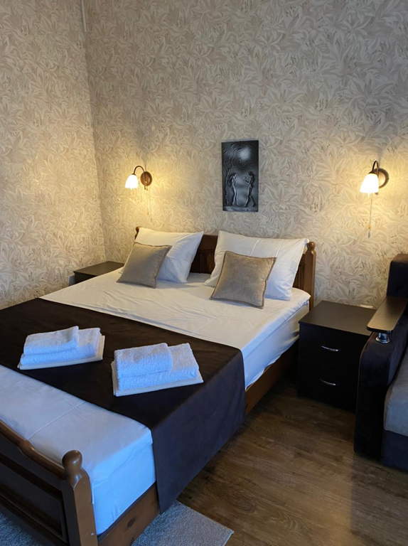 Фото Династия