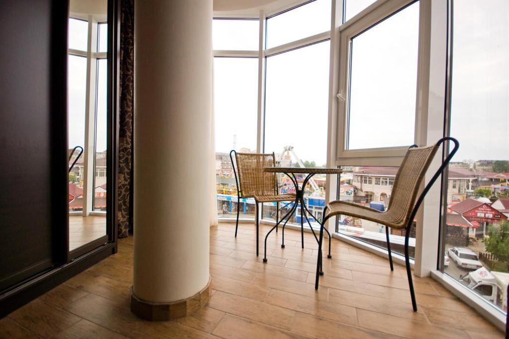 Фото Милана