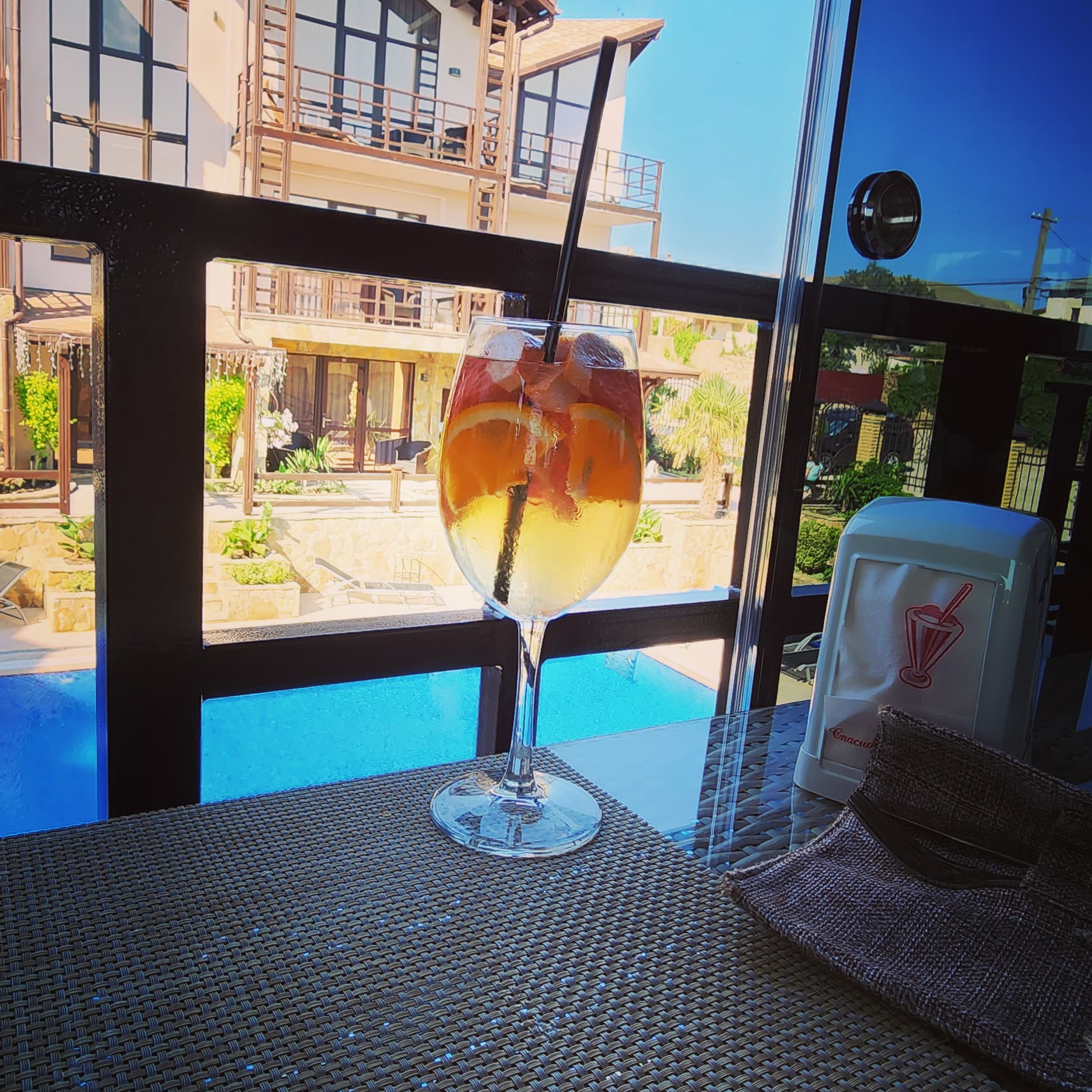 Фото Ассоль Меганом