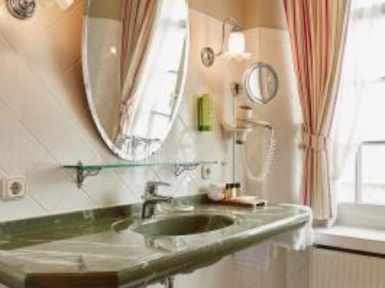 Фото Hotel Gutsgasthof Stangl