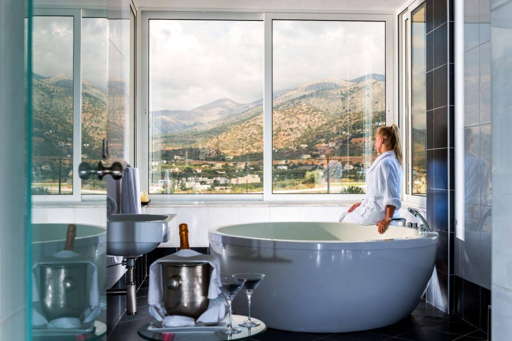 Фото Hotel Matheo Villas & Suites