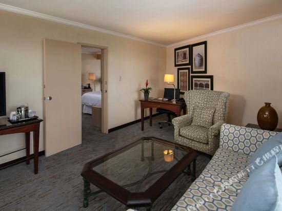 Фото Sheraton Santo Domingo Hotel