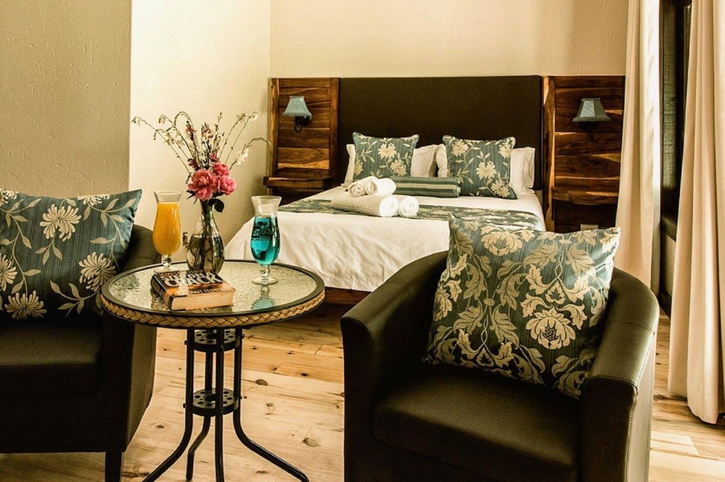 Фото Malachite Manor