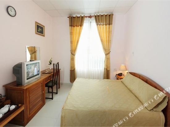 Фото Gold Night Hotel