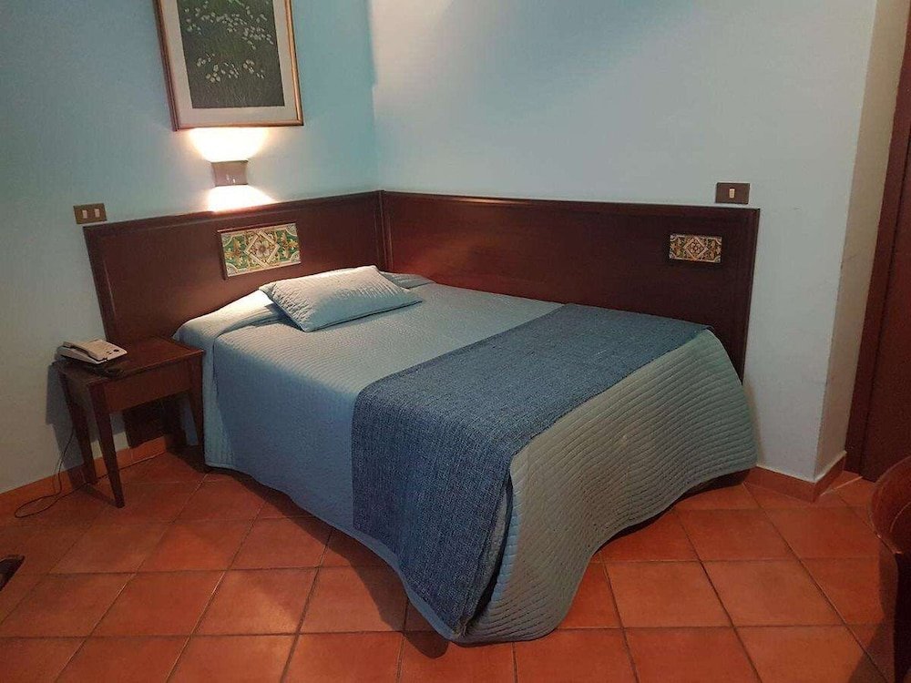 Фото Hotel Plaza Caltanissetta