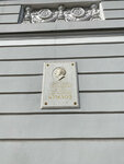 Здесь работал библиотекарем баснописец И.А. Крылов (Nevskiy Avenue, 37) ، لافتة تاريخية، حجر أساس