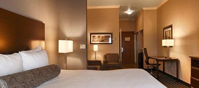 Фото Best Western Plus Austin Airport Inn & Suites