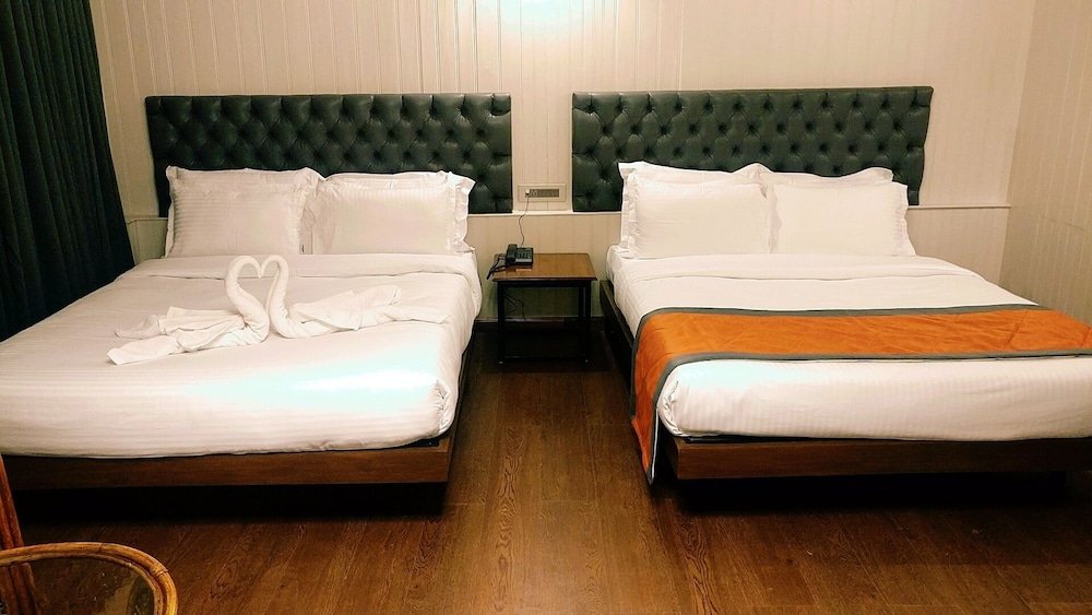 Фото отеля 2