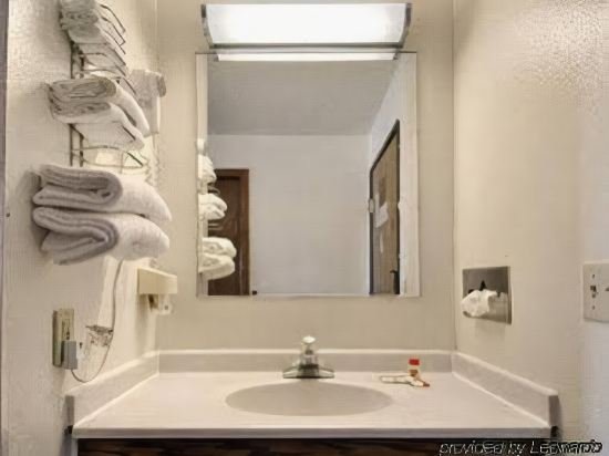 Фото Super 8 by Wyndham Macomb