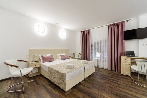 Гостиница Simple Bon Voyage в Санкт-Петербурге