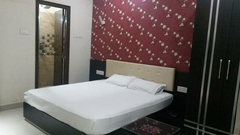 Hotel Sea Rock Sri Ganganagar