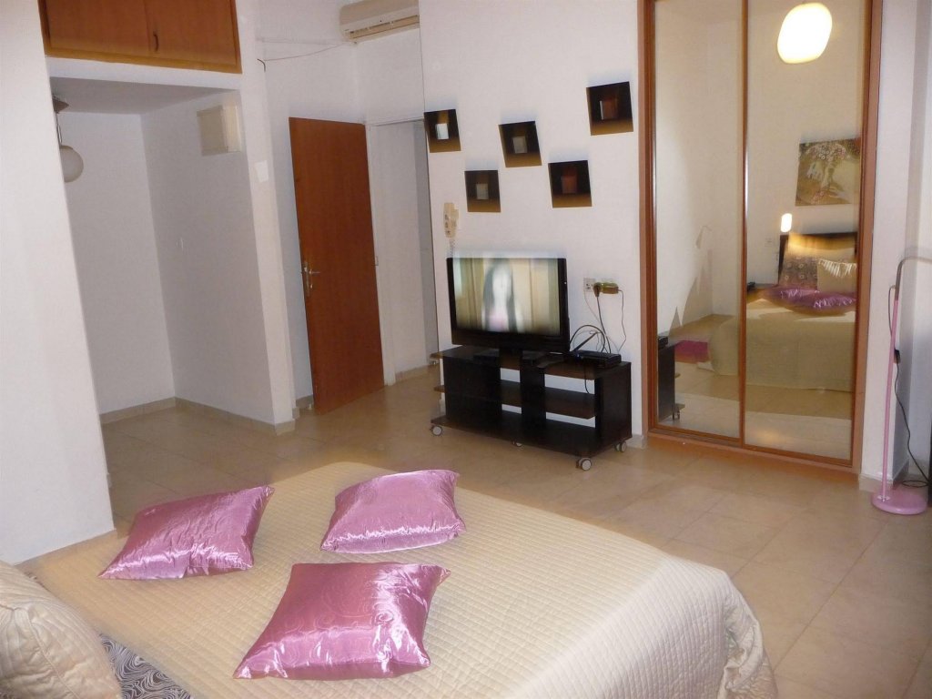 Фото Kav Apartments - Ben Yehuda Street