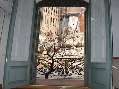 Апартаменты Gaudi Apartment
