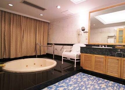 Гостиница Oriental Resort - Guangzhou в Гуанчжоу