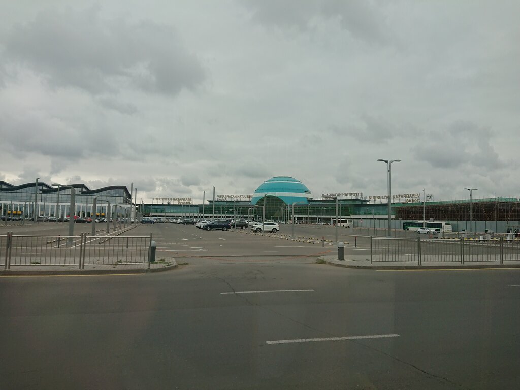 Бажсыз сауда дүкені Duty Free, Астана, фото