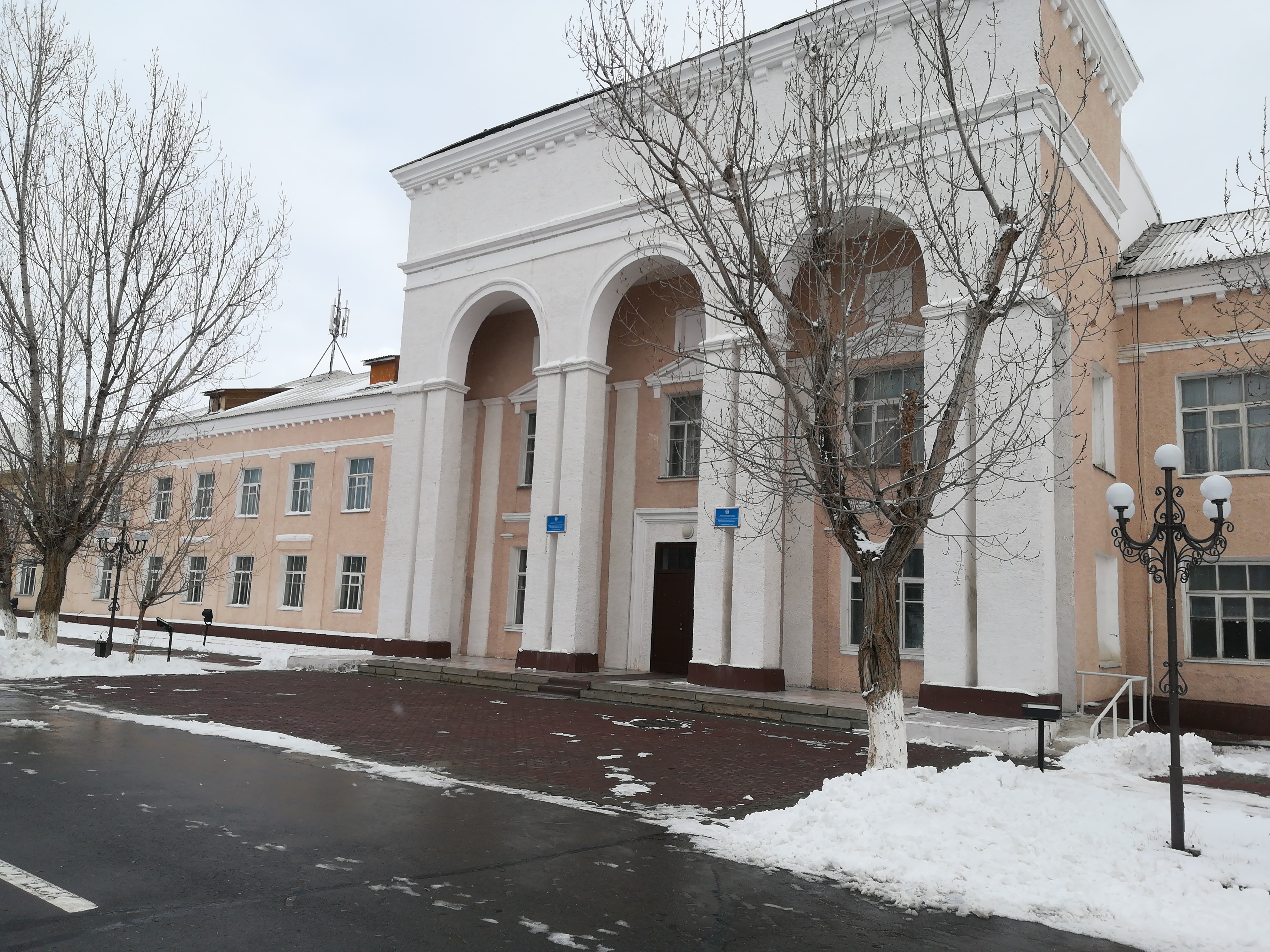 Әйелім жасырын камераны алдап жатыр