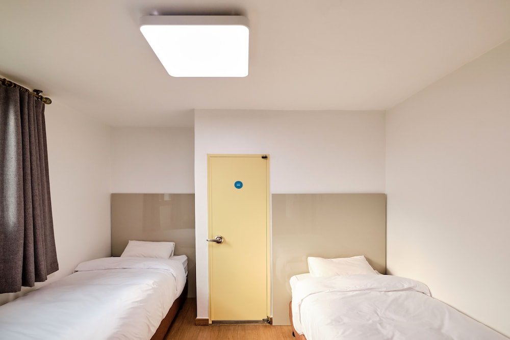 Фото Cms Inn Seoul Guesthouse