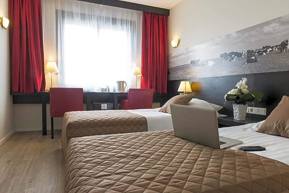 Фото Bastion Hotel Den Haag Rijswijk