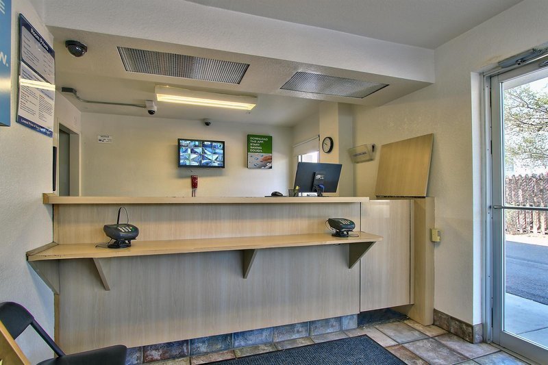 Фото Motel 6 Phoenix, Az  East