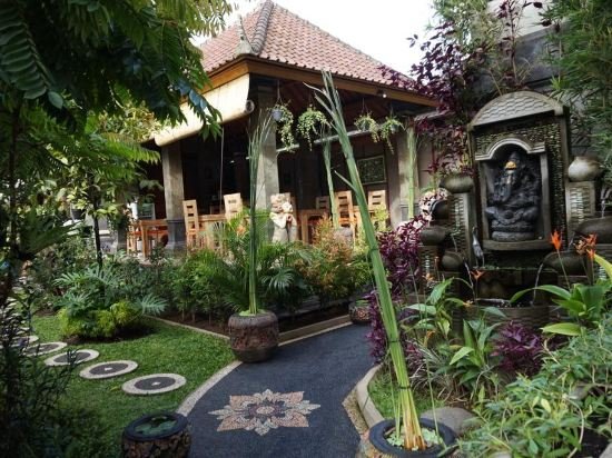 Фото Three Brothers Guest House