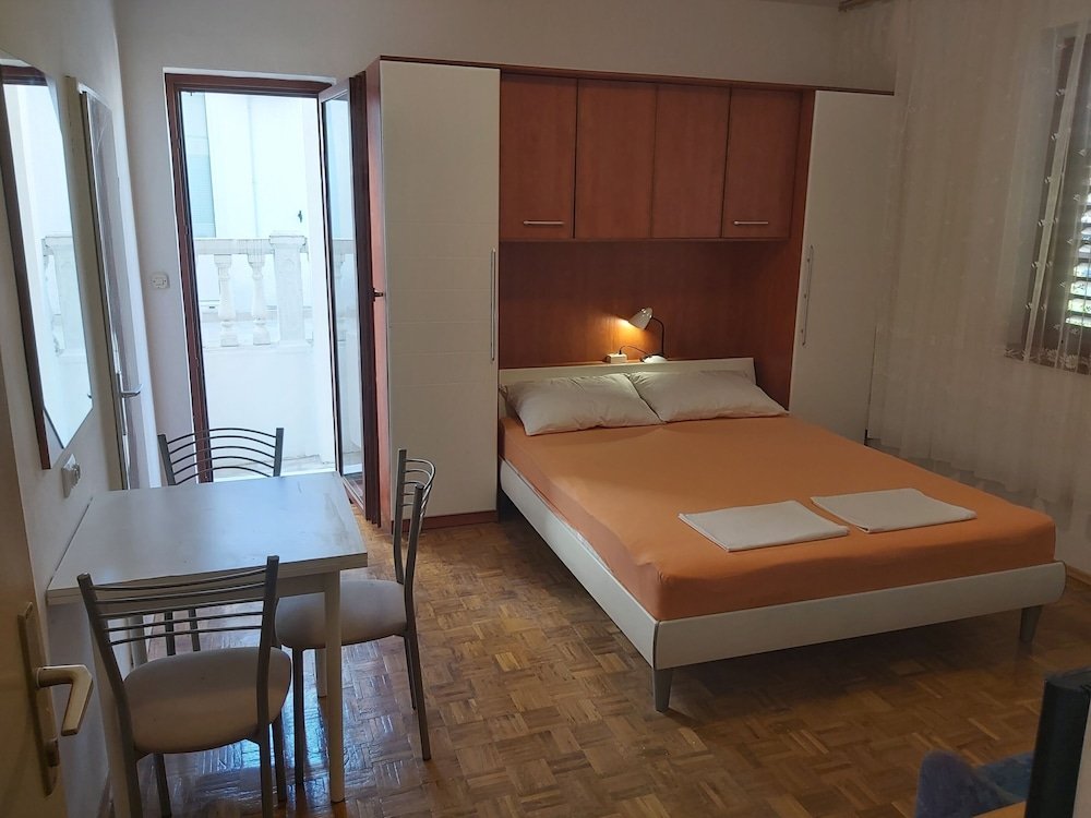 Фото Apartments Vesna