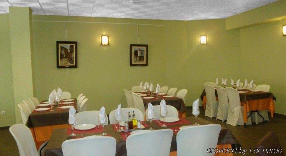 Фото Hotel Valdemoro