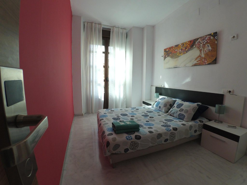 Фото The Spot Central Hostel