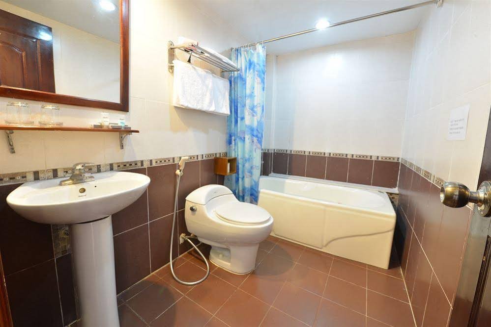 Фото Tu Linh Palace Hotel 2