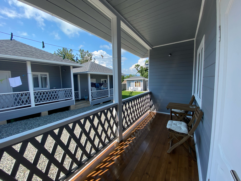 Фото 18755341514