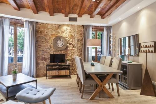 Фото Midtown Apartments