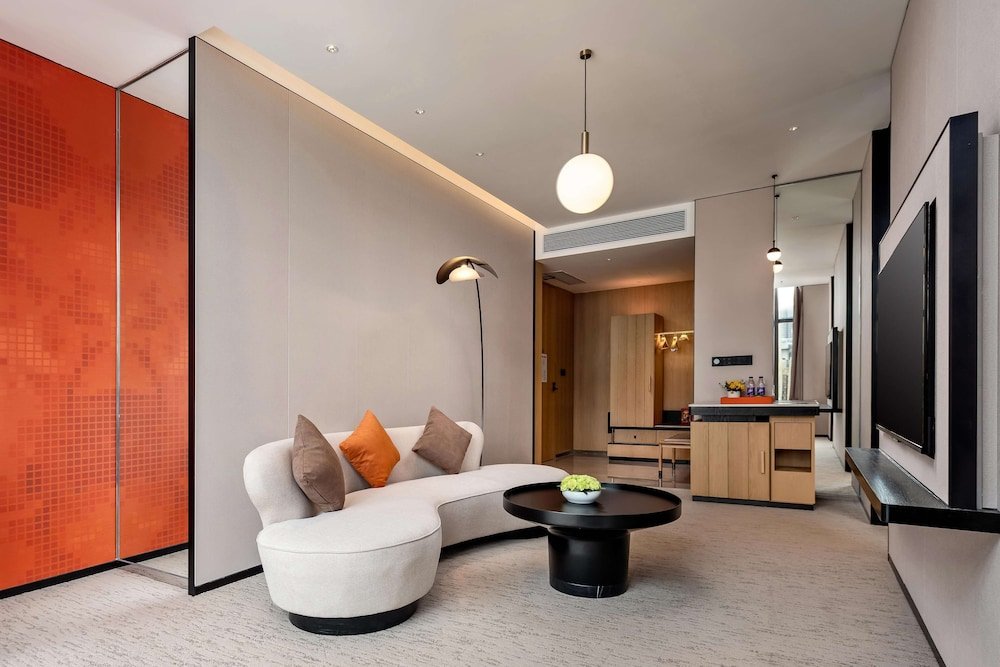 Фото Hilton Garden Inn Shenzhen Nanshan Science & Technology Park