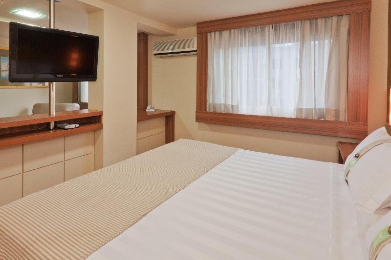 Фото Master Porto Alegre Hotel