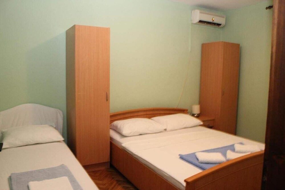 Фото Apartments Ratković