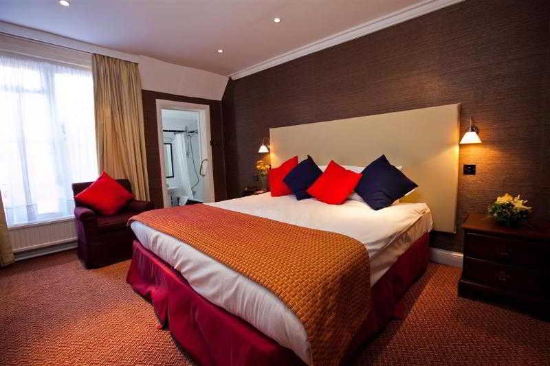 Фото Best Western The Rose & Crown Hotel