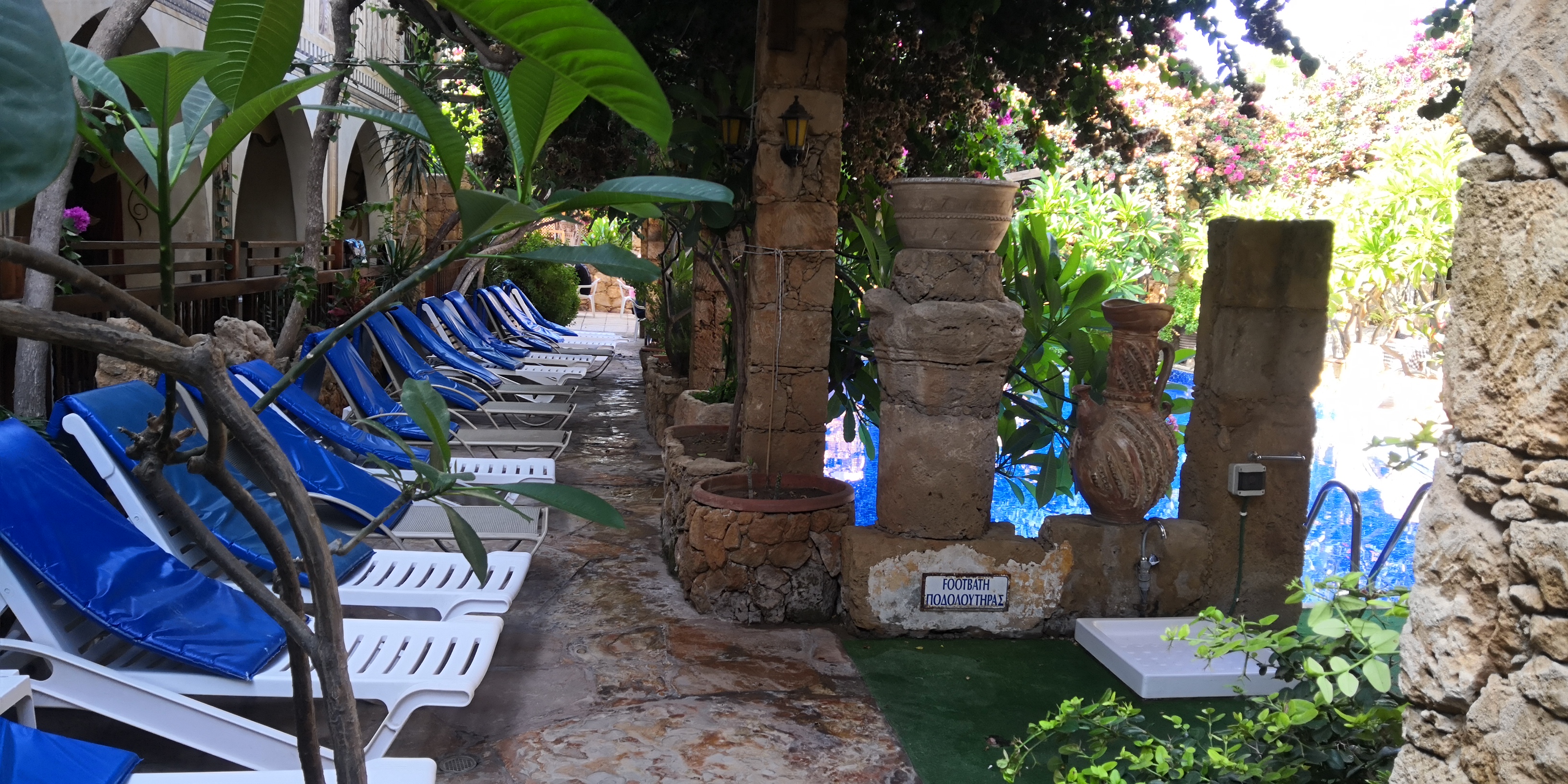 Фото Roman Boutique Hotel