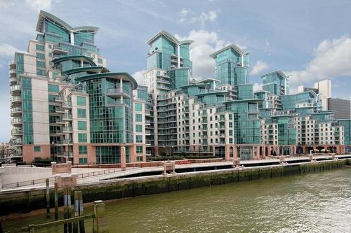 Апартаменты St George's Wharf в Лондоне