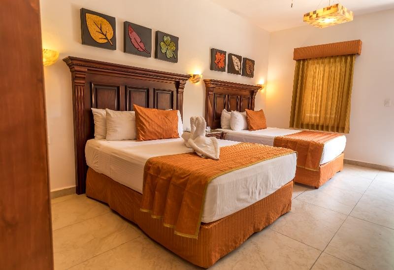 Фото Hotel Las Golondrinas